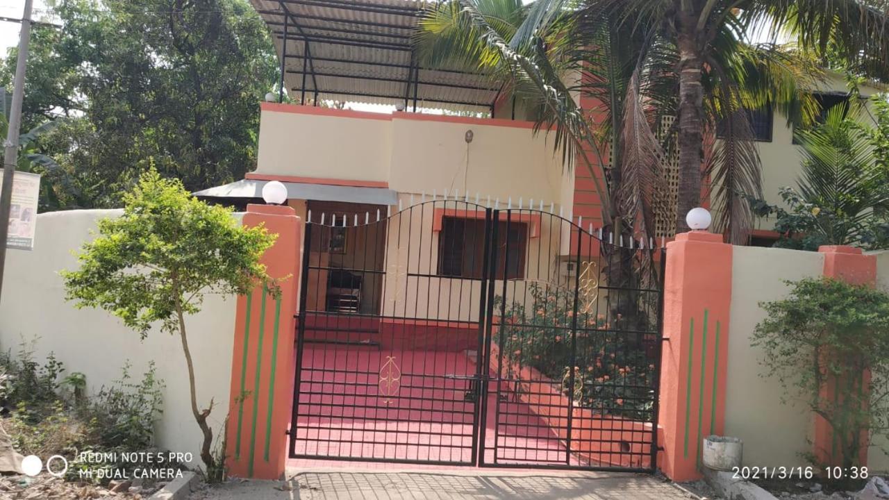 Holiday home Hemharsh With Pool Karjat