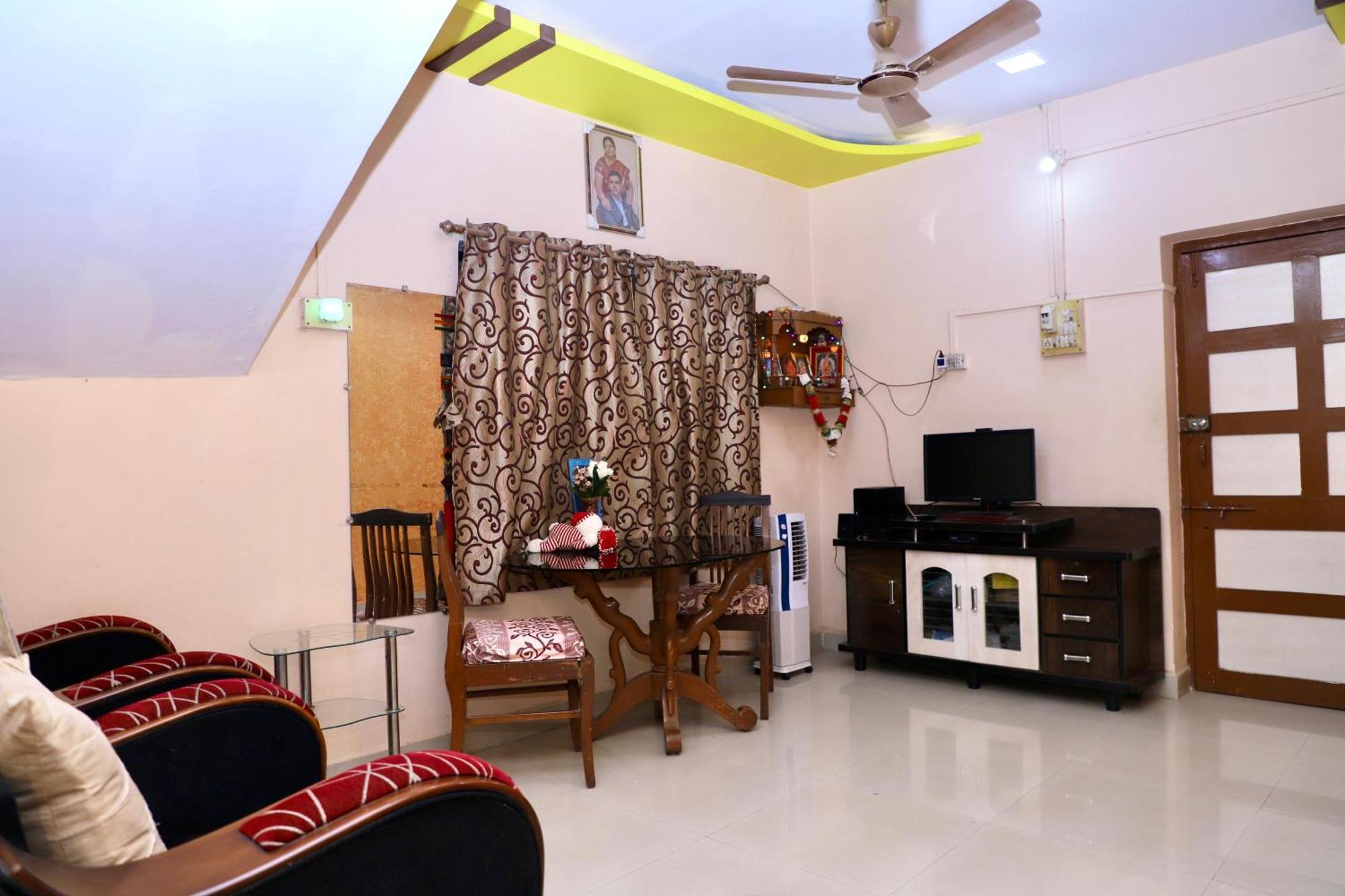 Holiday home Hemharsh With Pool