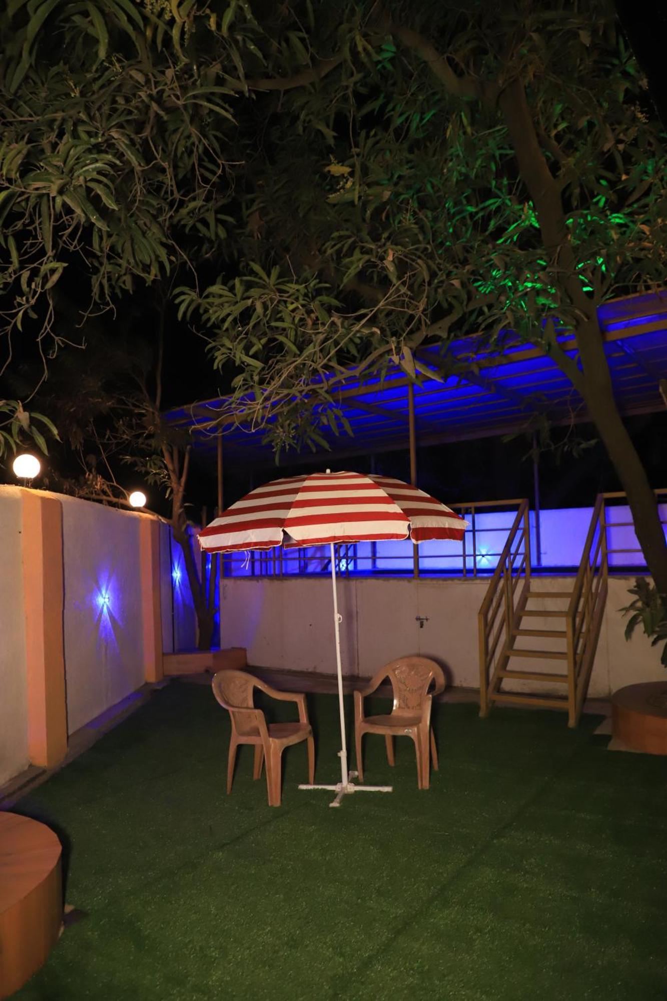 Holiday home Hemharsh With Pool *